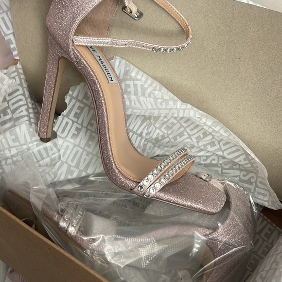Steve Madden Heels - Picture 2 of 5